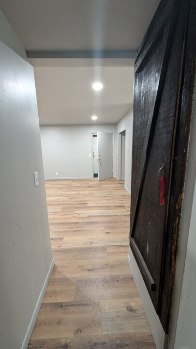 815 E Wayne Ave in Salina, KS - Building Photo