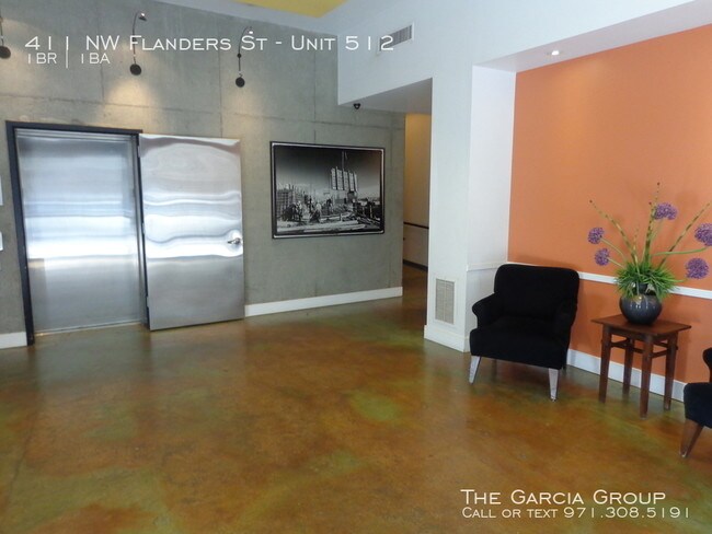 411 NW Flanders St-Unit -Unit 512 in Portland, OR - Building Photo - Building Photo