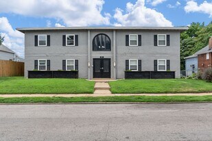 5825 Southwest LLC in St. Louis, MO - Building Photo