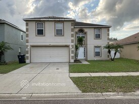 10437 Fly Fishing St in Riverview, FL - Building Photo