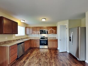 1166 Carrington Pl in Maineville, OH - Foto de edificio - Building Photo