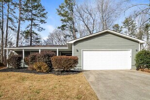 4749 Jamerson Forest Cir in Marietta, GA - Building Photo