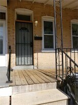 221 S Harrison St in Wilmington, DE - Building Photo