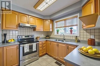472 Annapolis Ave in Oshawa, ON - Building Photo - Building Photo
