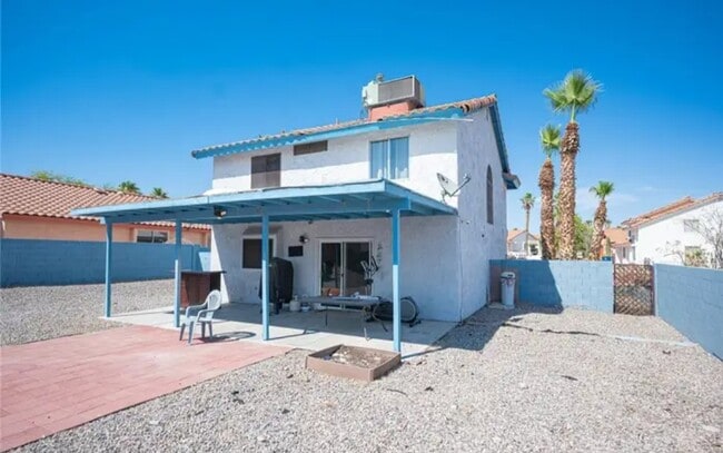 3095 S Quantana Way in Laughlin, NV - Building Photo - Building Photo