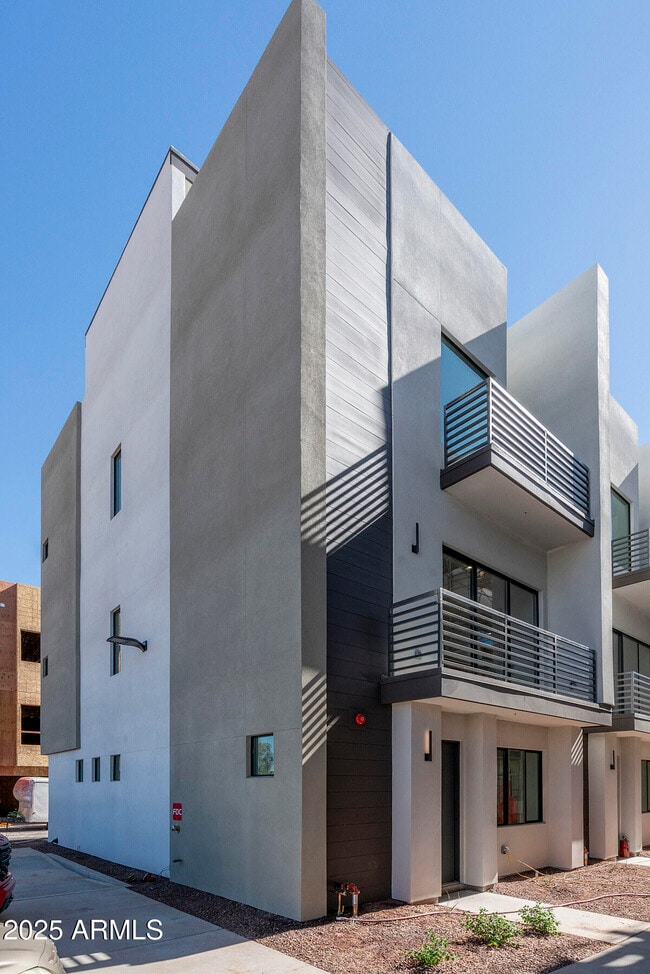 4220 N 32nd St in Phoenix, AZ - Building Photo - Building Photo