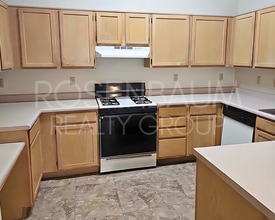 Charming & Inviting 2-bedrooms, 1-bath apartment in Prescott Valley! in Prescott Valley, AZ - Foto de edificio - Building Photo