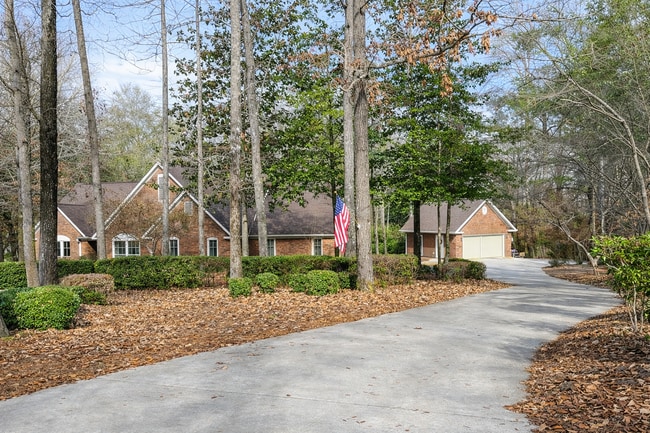213 Falcon Crest in Warner Robins, GA - Building Photo - Building Photo