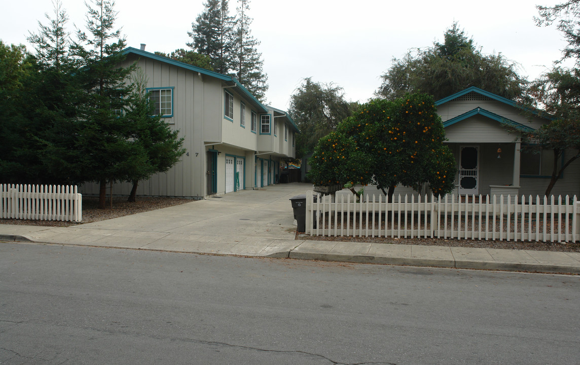 947 Boranda Ave in Mountain View, CA - Building Photo