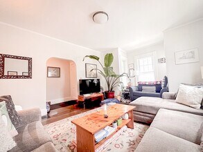 35 Hillock St in Boston, MA - Building Photo - Building Photo