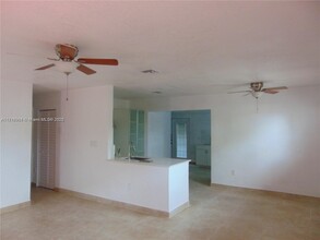 1230 N 70th Ter in Hollywood, FL - Building Photo - Building Photo