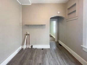 1719 1/2-1719 1/2 W Adams St in Muncie, IN - Building Photo - Building Photo