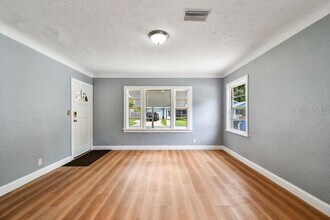 1616 13th St S in St. Petersburg, FL - Building Photo - Building Photo