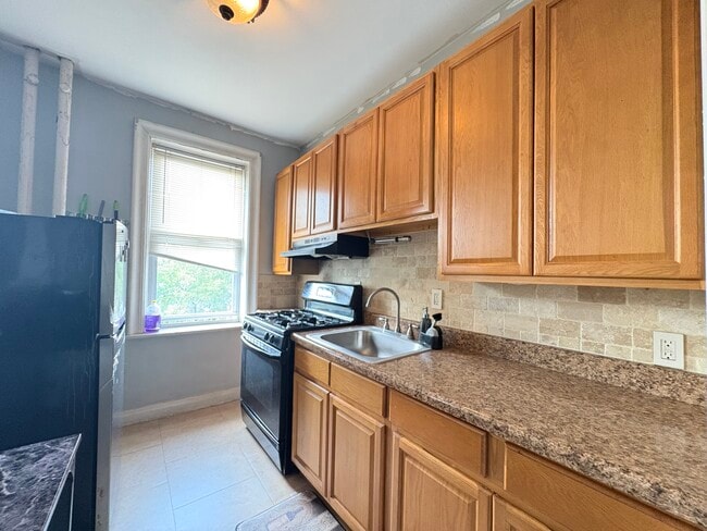 880 Kennedy Blvd, Unit 401