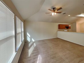 8612 Autumn Creek Trail in Fort Worth, TX - Building Photo - Building Photo