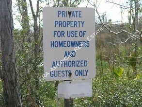 2080 Biscayne Blvd in Navarre, FL - Building Photo - Building Photo