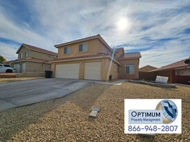 17593 Dayton St in Victorville, CA - Building Photo