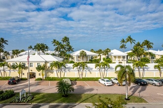 The Billows in Naples, FL - Foto de edificio - Building Photo