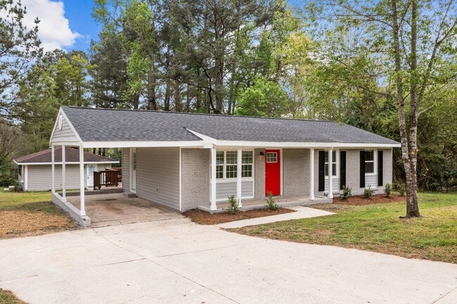 property at 304 Gatewood Dr