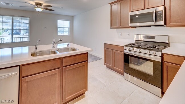 787 Pickled Pepper Pl in Henderson, NV - Building Photo - Building Photo