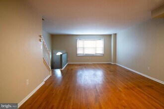 933 Elm Rd in Arbutus, MD - Building Photo - Building Photo