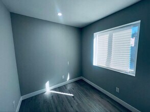 2437 Cochran Ave in Los Angeles, CA - Building Photo - Building Photo