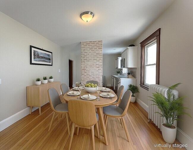 52 Blenford Rd, Unit 1