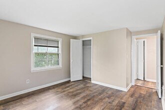 1114 Roslyn Ave in Akron, OH - Building Photo - Building Photo