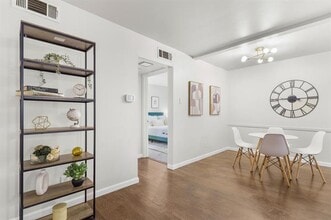 2800 Escada Dr in Dallas, TX - Building Photo - Building Photo