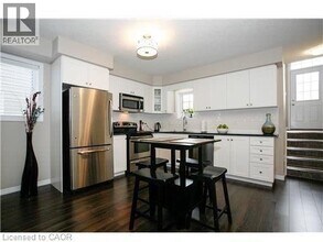 931 Glasgow St in Kitchener, ON - Building Photo - Building Photo