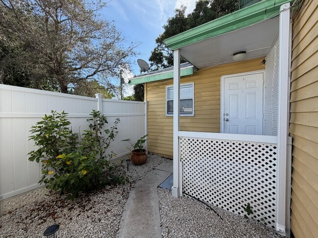 201 S Swinton Ave in Delray Beach, FL - Building Photo - Building Photo