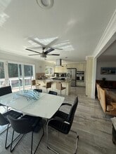 2396 Redlands Dr in Newport Beach, CA - Building Photo - Building Photo