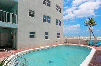 2600 N Surf Rd in Hollywood, FL - Building Photo - Building Photo
