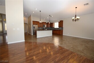 6064 W Alpine Estates Cir in Las Vegas, NV - Building Photo - Building Photo