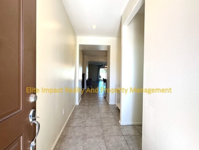 7140 S Via Gaucho Viejo in Tucson, AZ - Building Photo - Building Photo