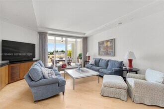 20165 NE 39th Pl in Aventura, FL - Building Photo - Building Photo