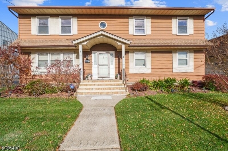 136 Clifton Blvd in Clifton, NJ - Building Photo