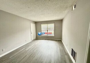 493 Stone Mountain St in Lawrenceville, GA - Building Photo - Building Photo