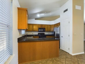 4420 W Camino Vivaz, Unit 529 in Glendale, AZ - Building Photo - Building Photo