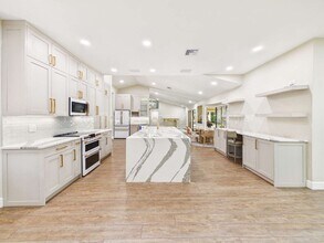 6840 Hendry Creek Dr in Ft. Myers, FL - Building Photo - Building Photo