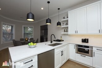 2244 N Kenmore Ave in Chicago, IL - Building Photo - Building Photo