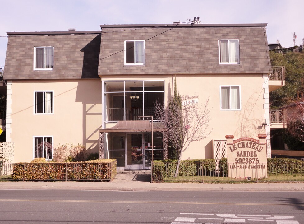 1133 Alameda De Las Pulgas in Belmont, CA - Building Photo