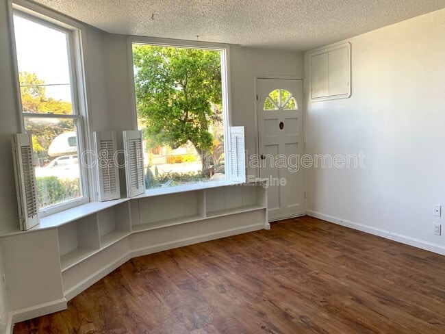 489 Laurel Ave in Pacific Grove, CA - Building Photo - Building Photo