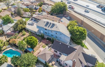 1110 Leland Way in Burbank, CA - Building Photo - Building Photo