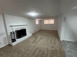 956 Slash Pine Rd in Forest Park, GA - Building Photo - Building Photo