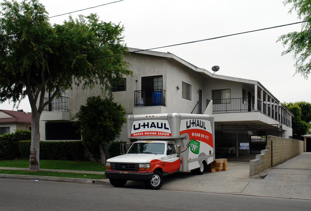 3940 W. 112th St. in Inglewood, CA - Building Photo