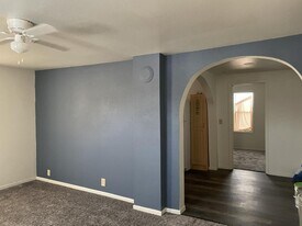 433 E New York St in Rapid City, SD - Building Photo