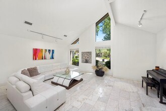 1903 Fawn Way Ct in Richmond, TX - Foto de edificio - Building Photo