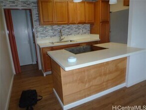 2740 Kuilei St in Honolulu, HI - Building Photo - Building Photo