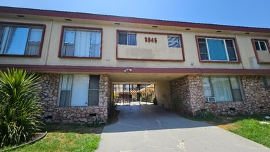 3945 Stevely Ave in Los Angeles, CA - Building Photo - Building Photo